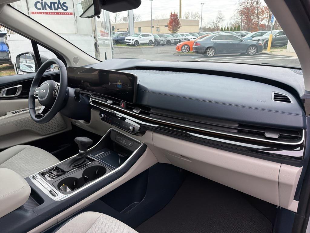 new 2026 Kia Carnival car, priced at $50,798