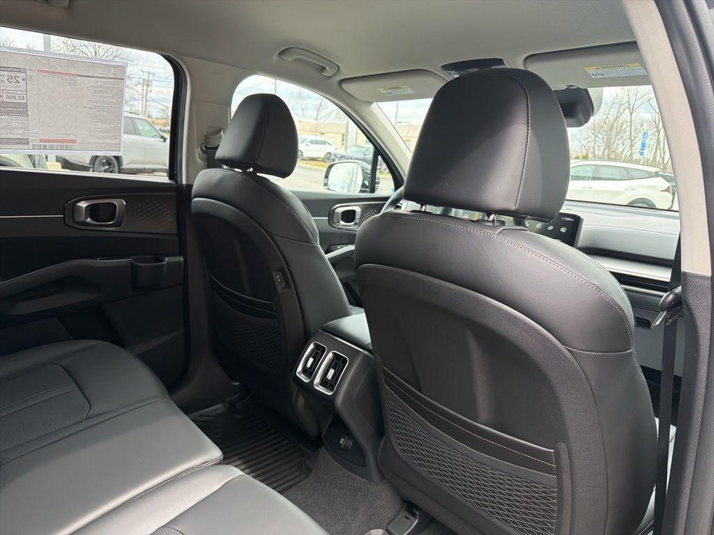 new 2026 Kia Sorento car, priced at $36,186