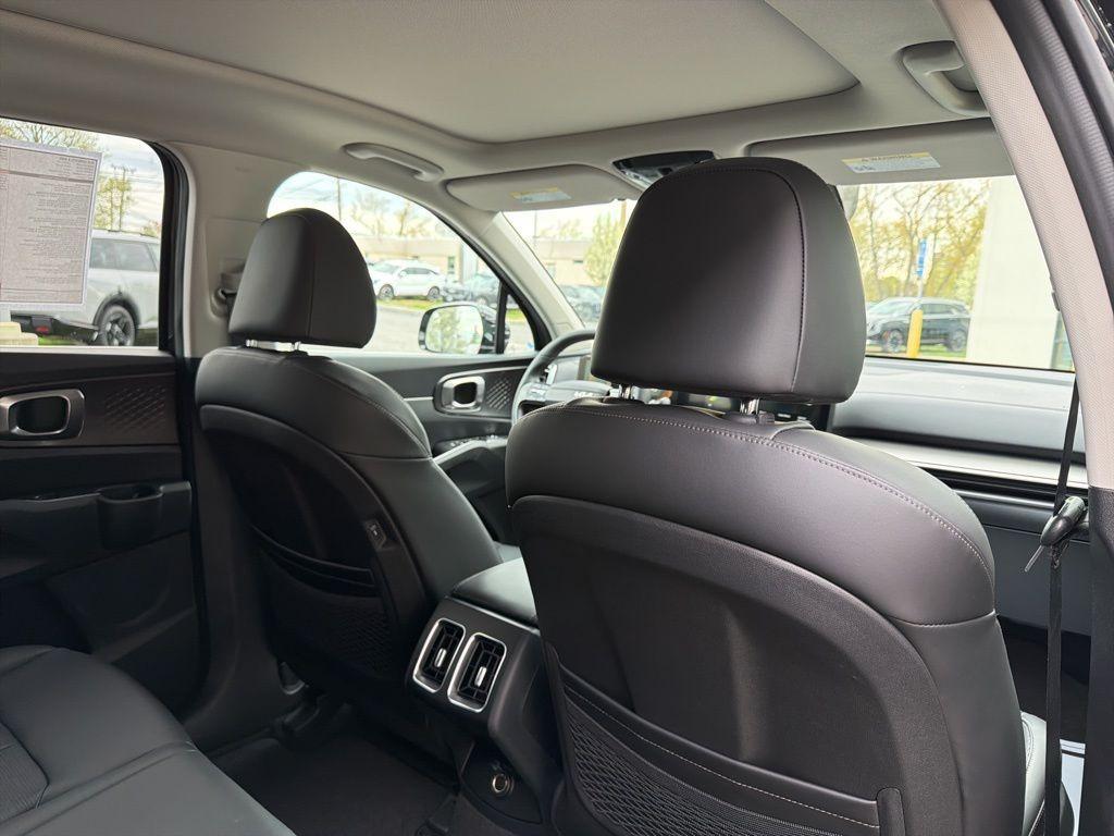 new 2026 Kia Sorento car, priced at $37,820