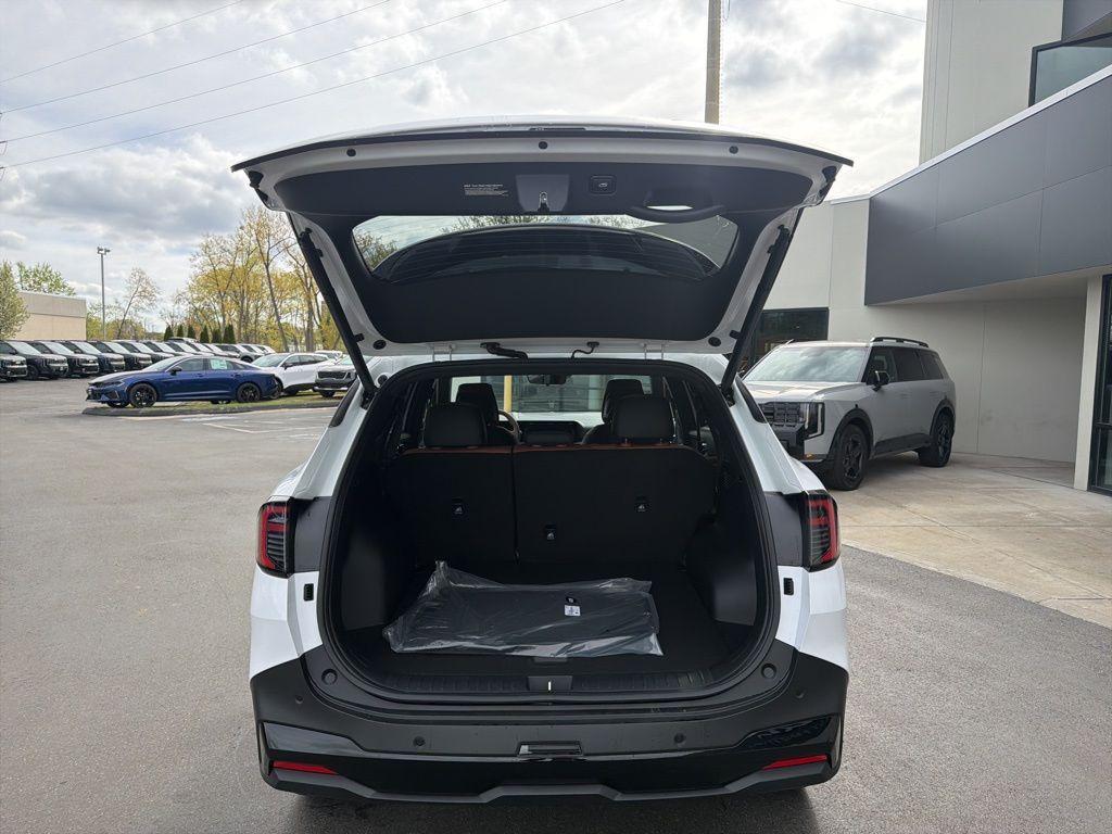 new 2026 Kia Sportage car, priced at $34,044