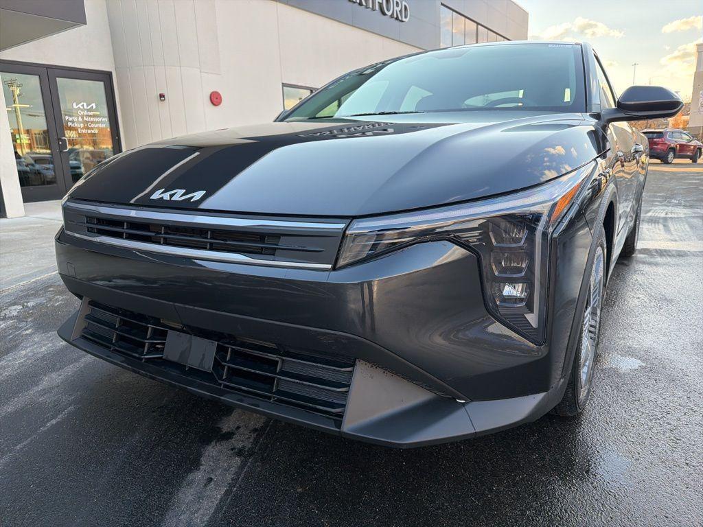 new 2025 Kia K4 car, priced at $21,690