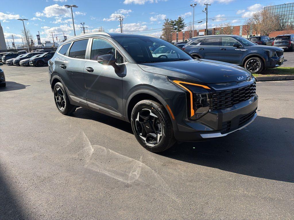new 2026 Kia Sportage Hybrid car, priced at $33,117