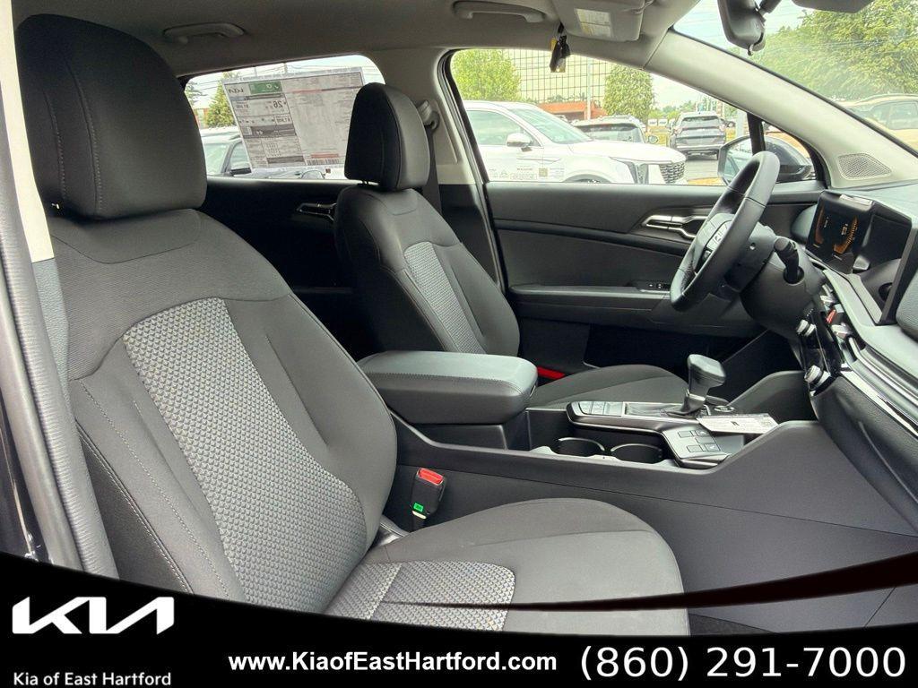 new 2026 Kia Sportage car, priced at $31,656