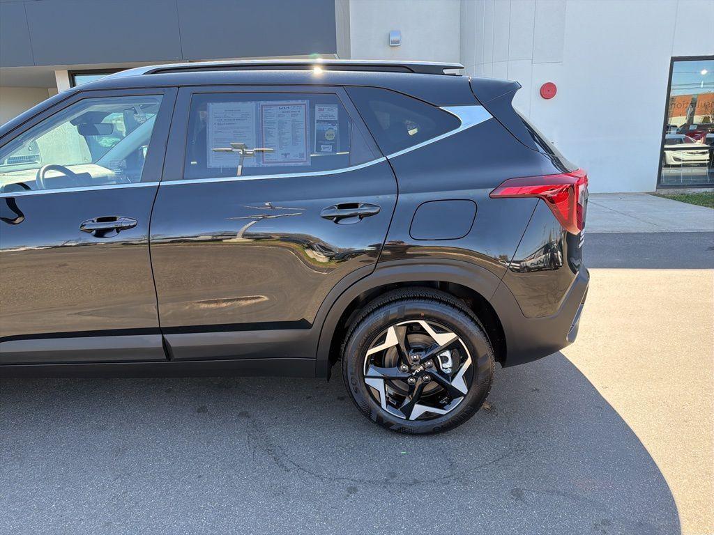 used 2025 Kia Seltos car, priced at $26,802