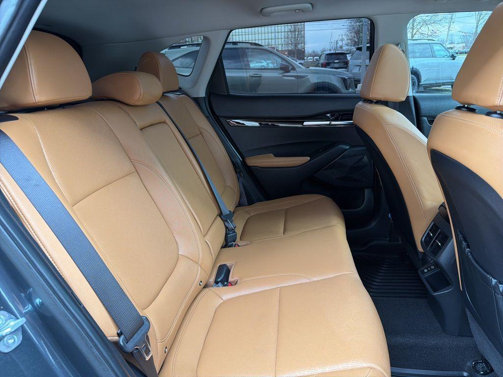 used 2024 Kia Seltos car, priced at $23,127