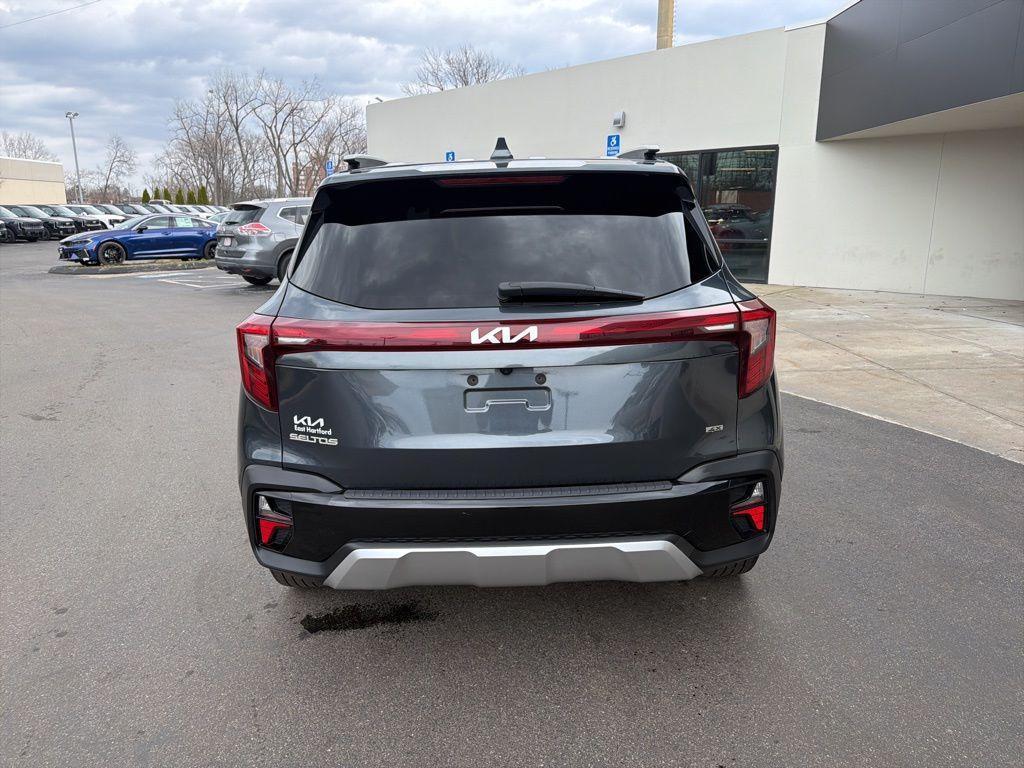 used 2024 Kia Seltos car, priced at $23,127