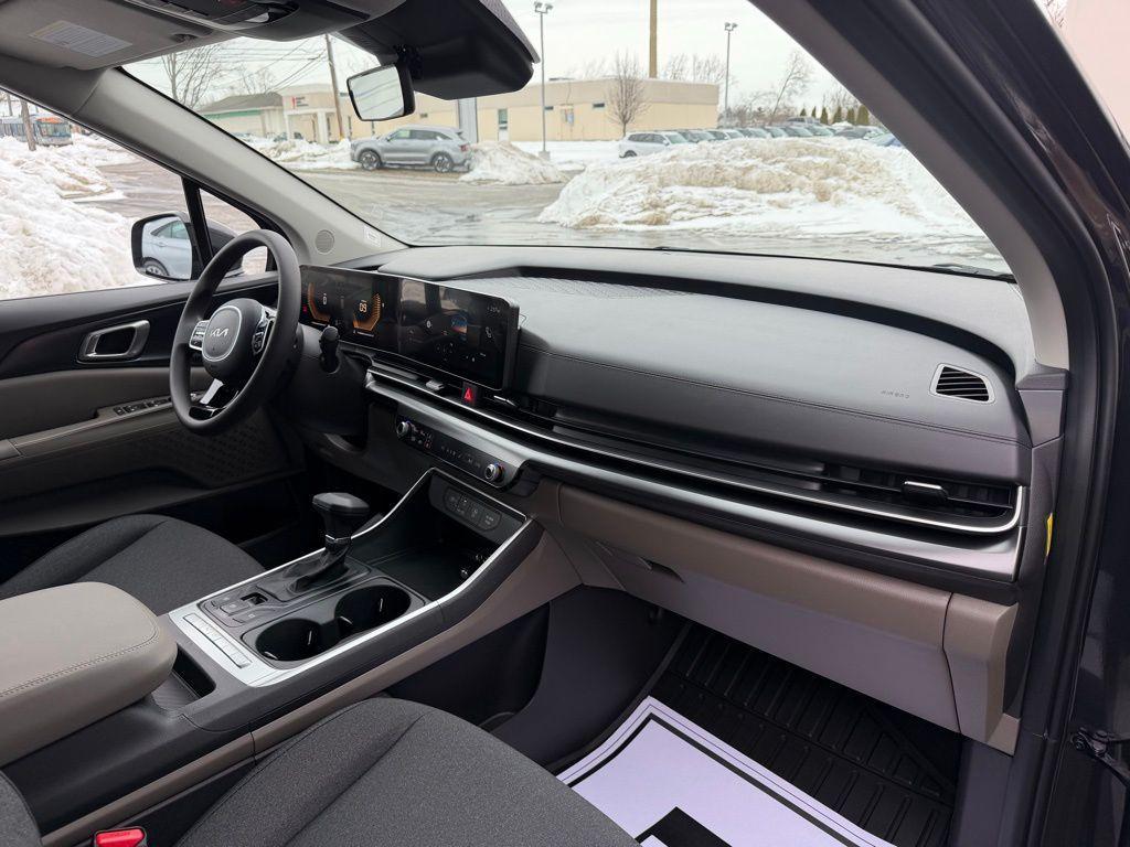 new 2026 Kia Carnival car, priced at $35,150