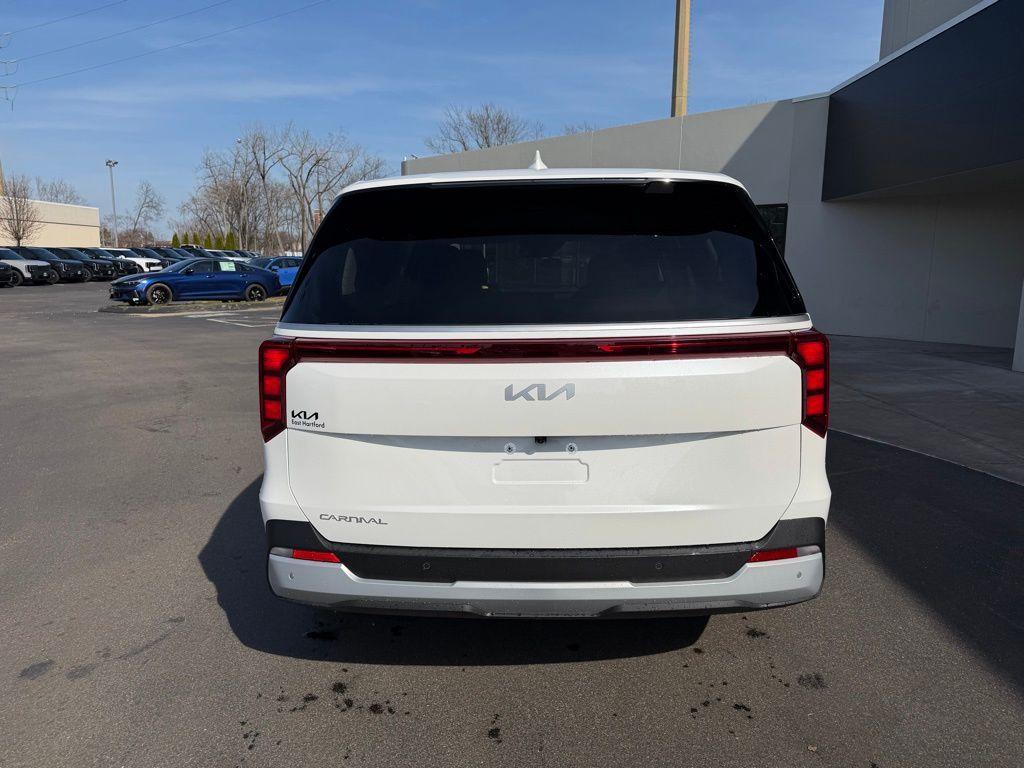 new 2026 Kia Carnival car, priced at $35,587
