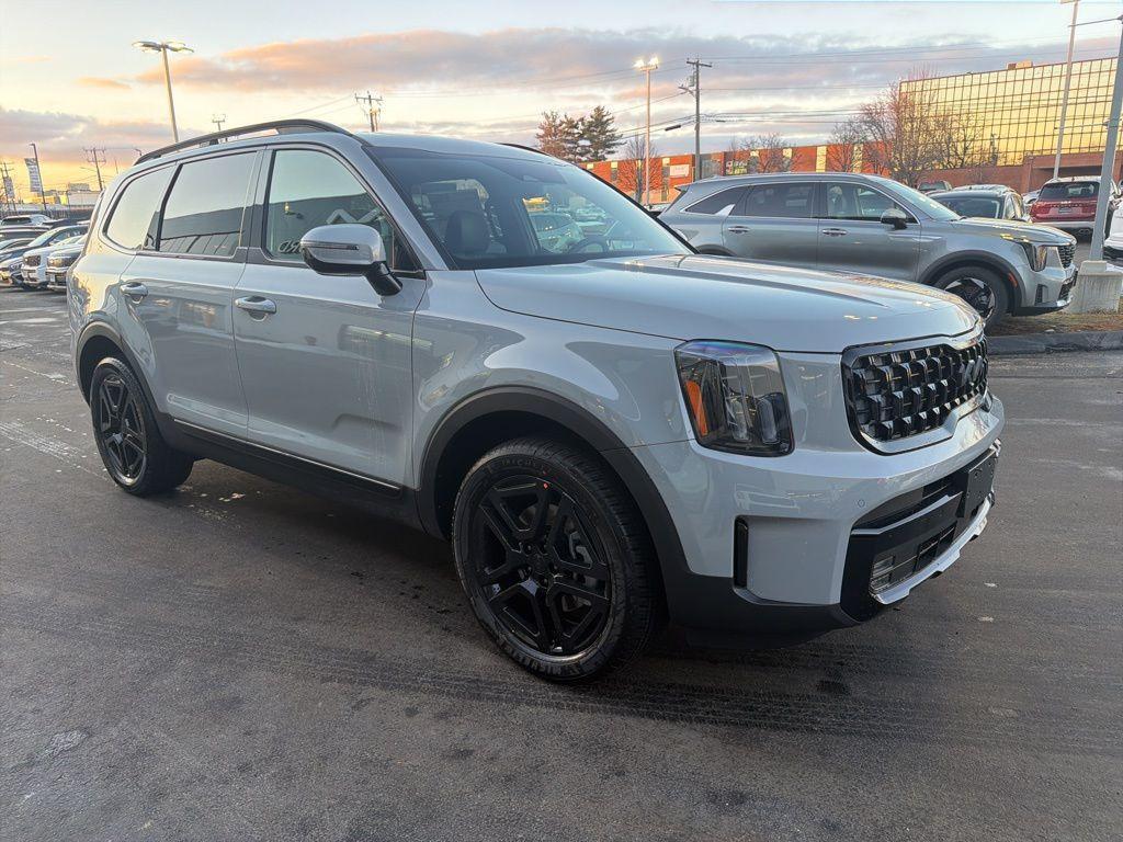 new 2025 Kia Telluride car, priced at $50,085