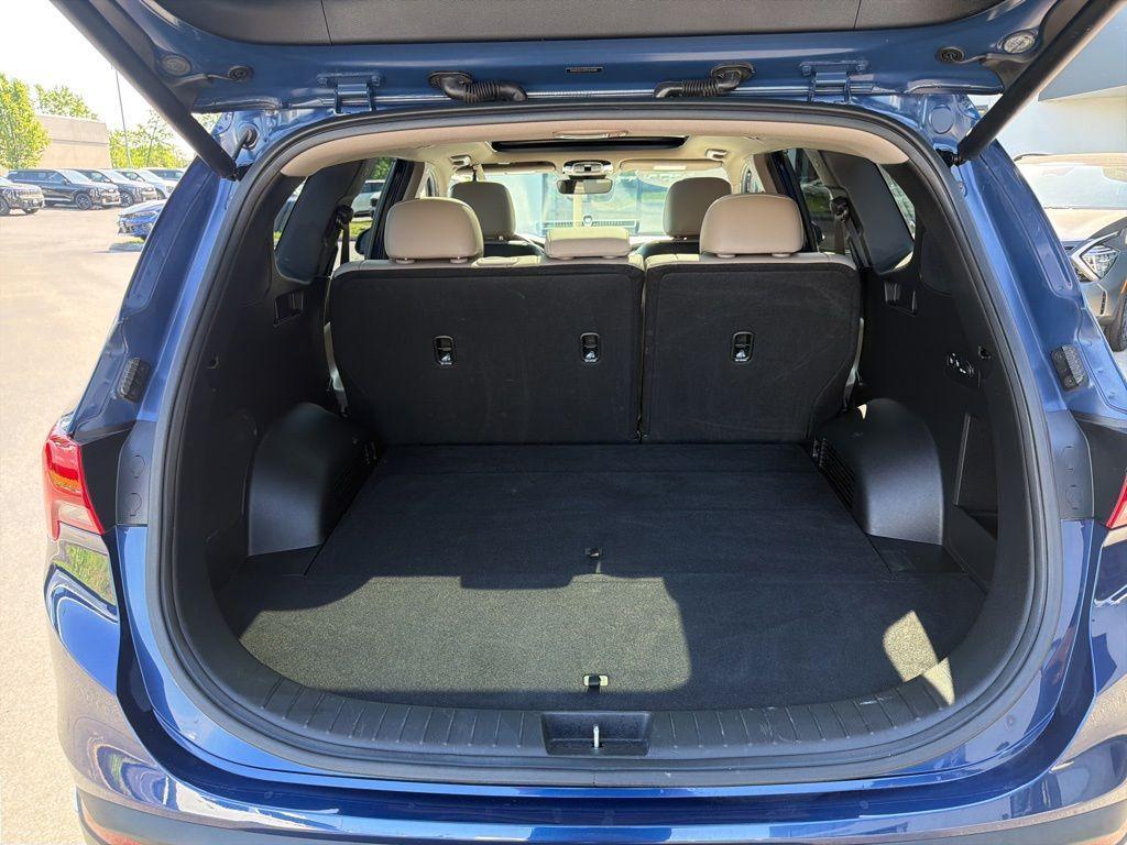 used 2023 Hyundai Santa Fe car, priced at $28,376