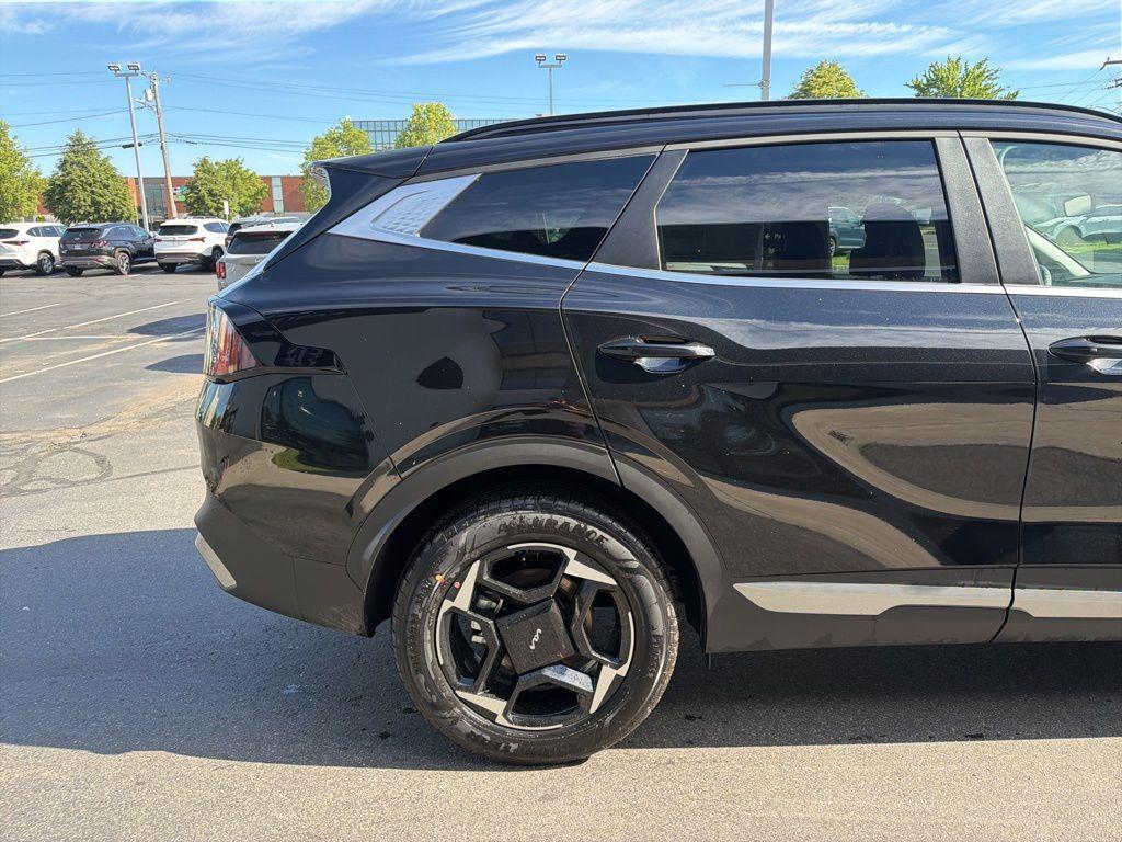new 2026 Kia Sportage Hybrid car, priced at $33,997