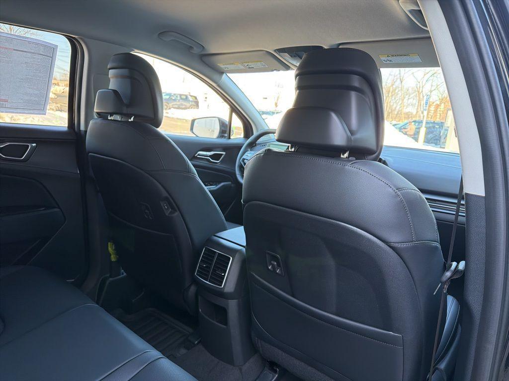 new 2026 Kia Sportage Hybrid car, priced at $32,940