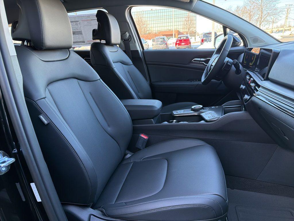 new 2026 Kia Sportage Hybrid car, priced at $32,940