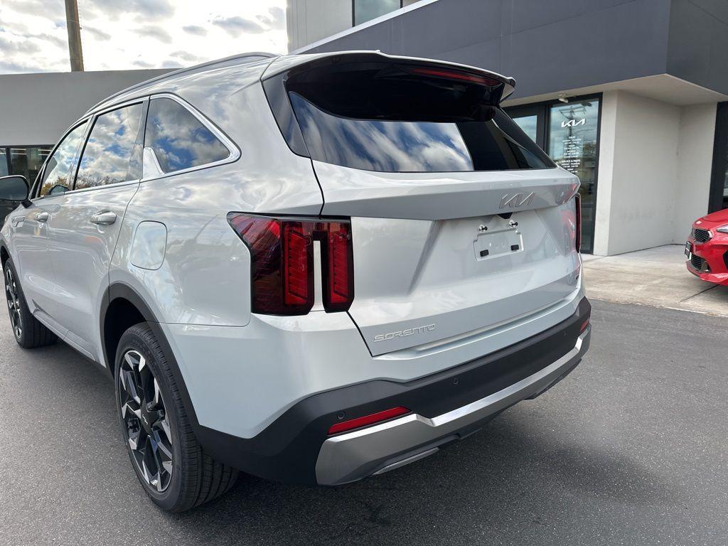 new 2026 Kia Sorento car, priced at $37,641