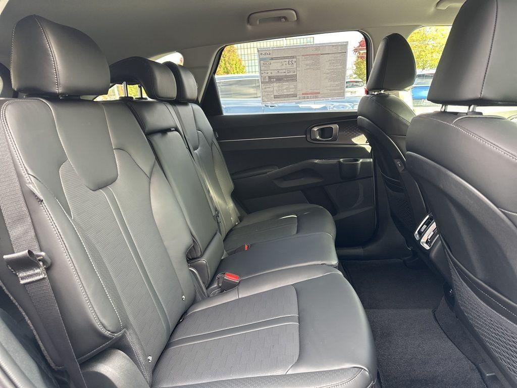 new 2026 Kia Sorento car, priced at $37,641