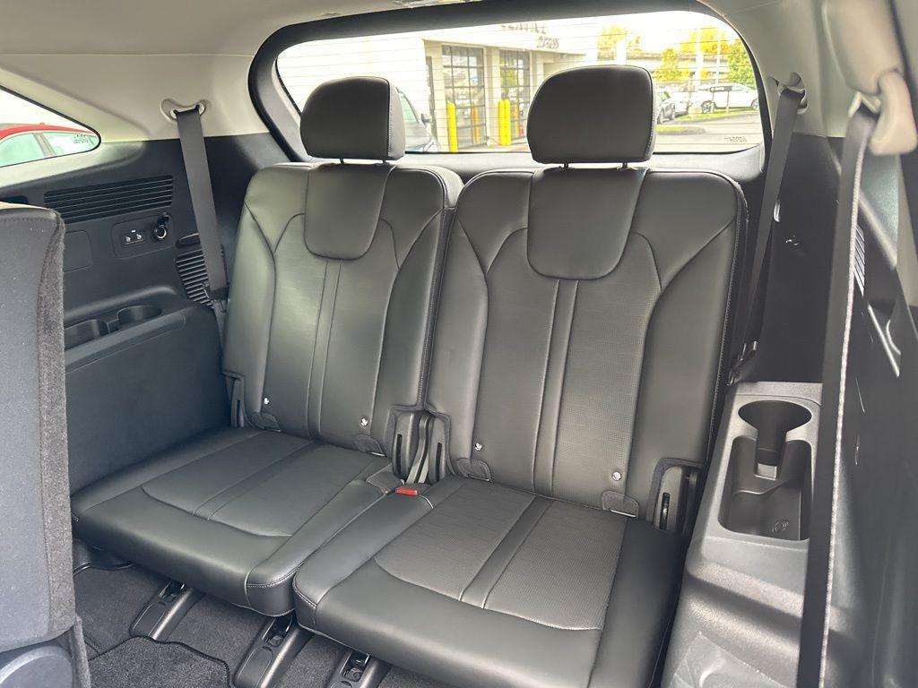 new 2026 Kia Sorento car, priced at $37,641