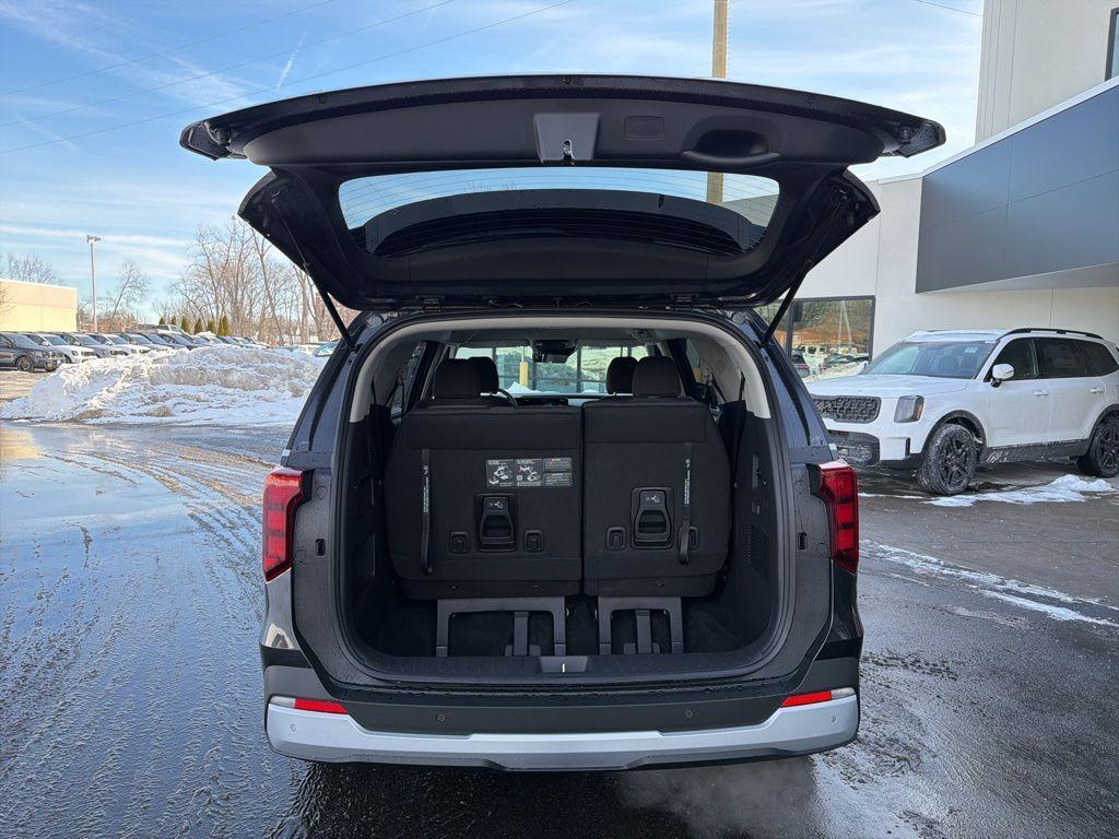new 2026 Kia Carnival car, priced at $35,150