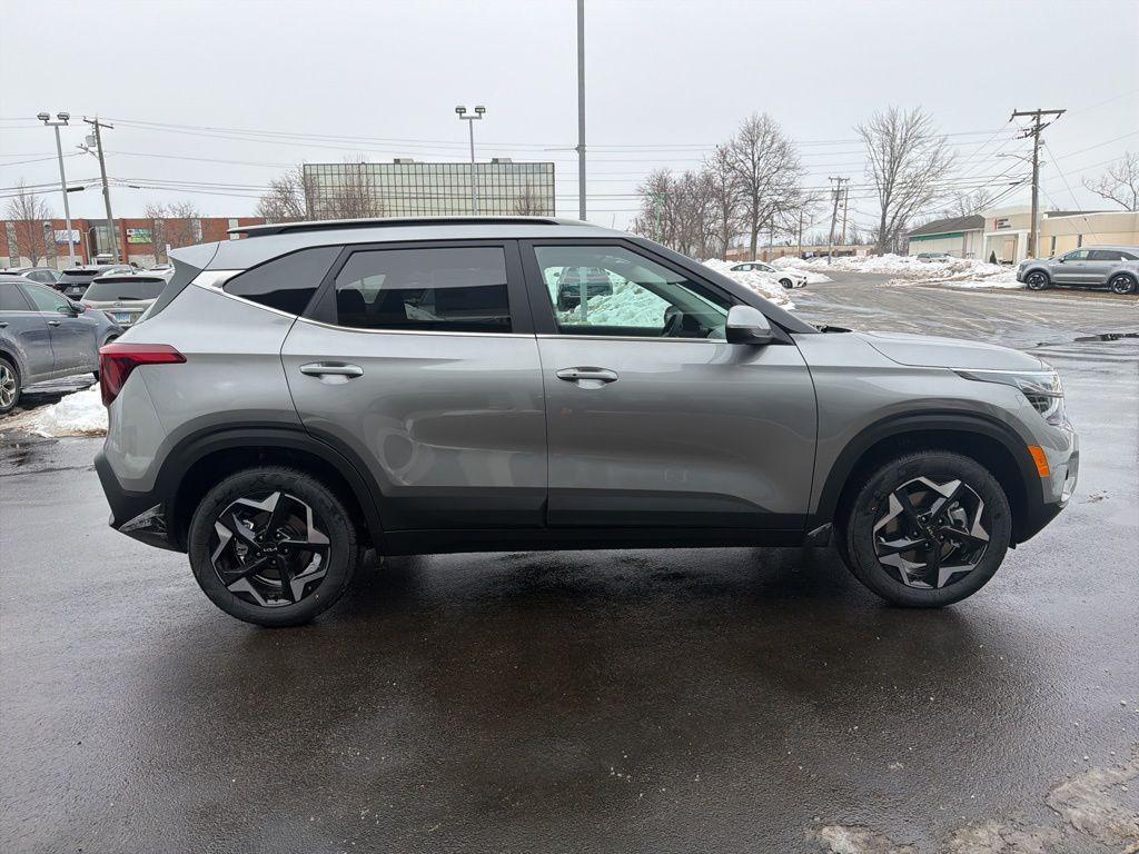 new 2026 Kia Seltos car, priced at $27,828