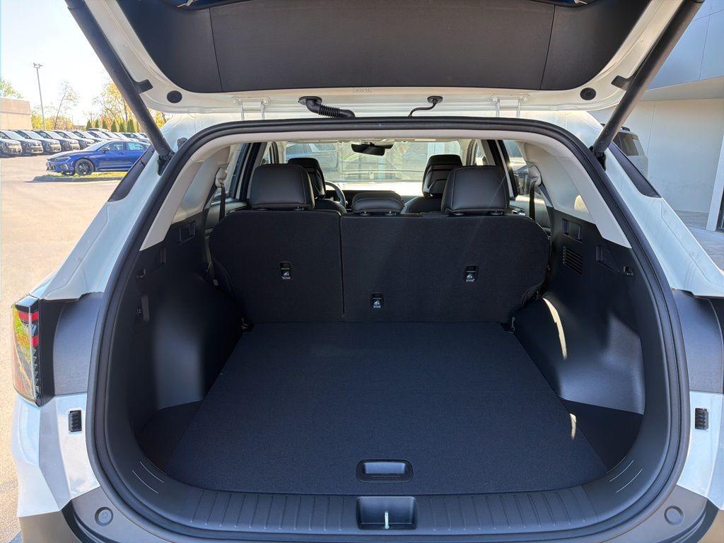new 2026 Kia Sportage Hybrid car, priced at $33,178