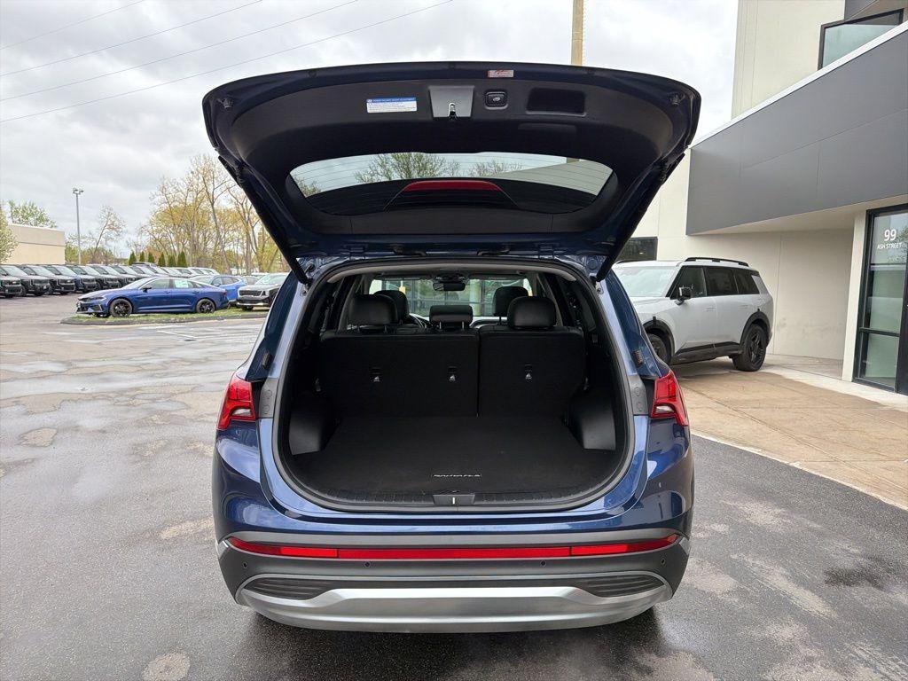 used 2023 Hyundai SANTA FE HEV car, priced at $28,573