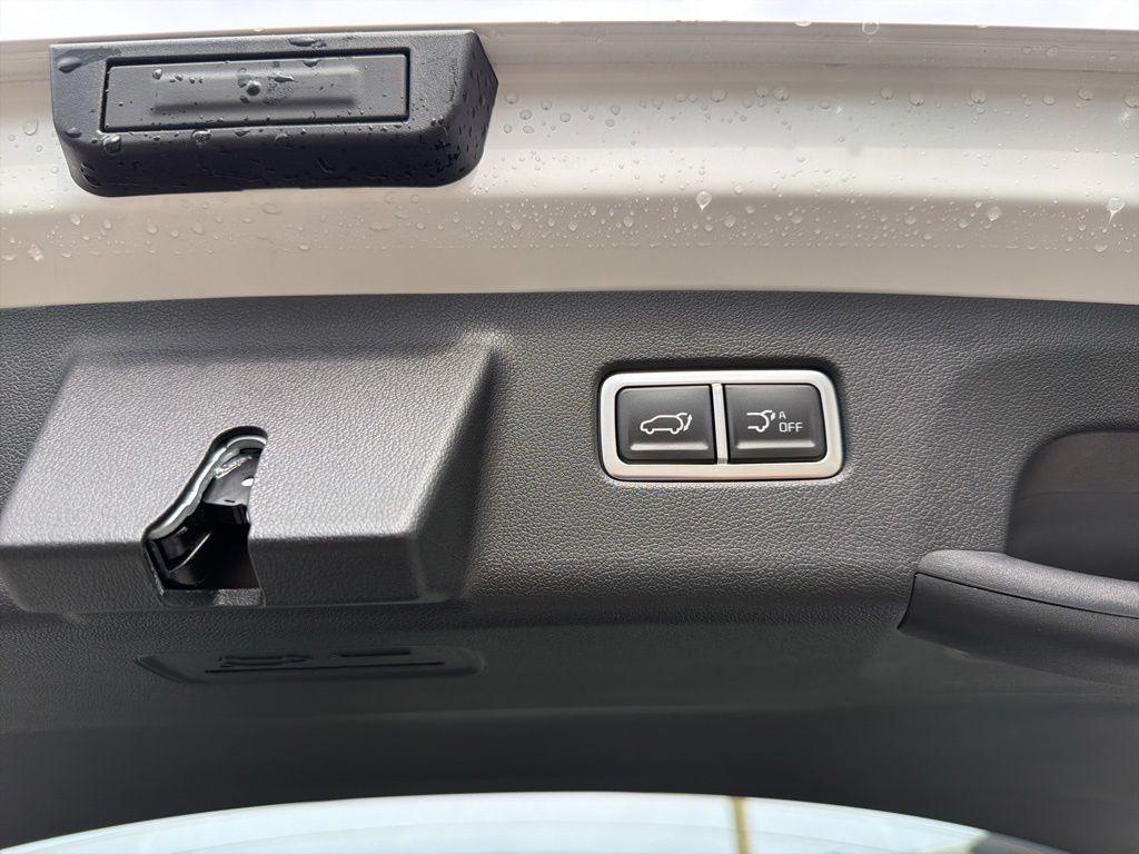 new 2026 Kia Sorento car, priced at $42,586