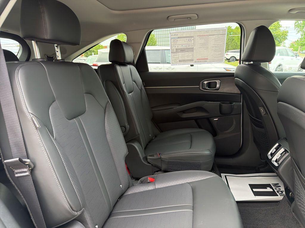 new 2026 Kia Sorento car, priced at $42,586