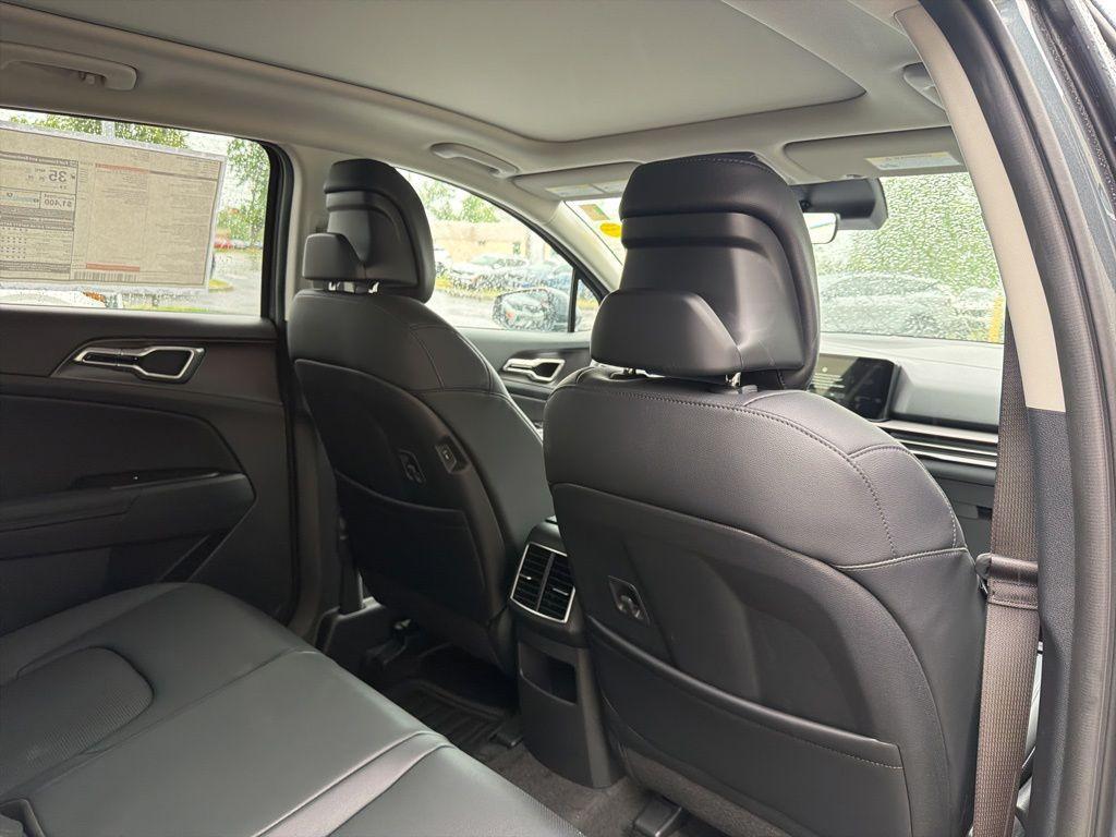 new 2026 Kia Sportage Hybrid car, priced at $34,240