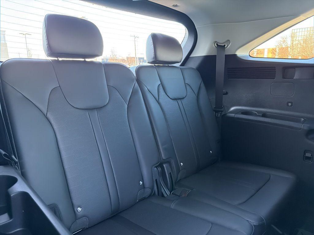 new 2026 Kia Sorento car, priced at $35,769