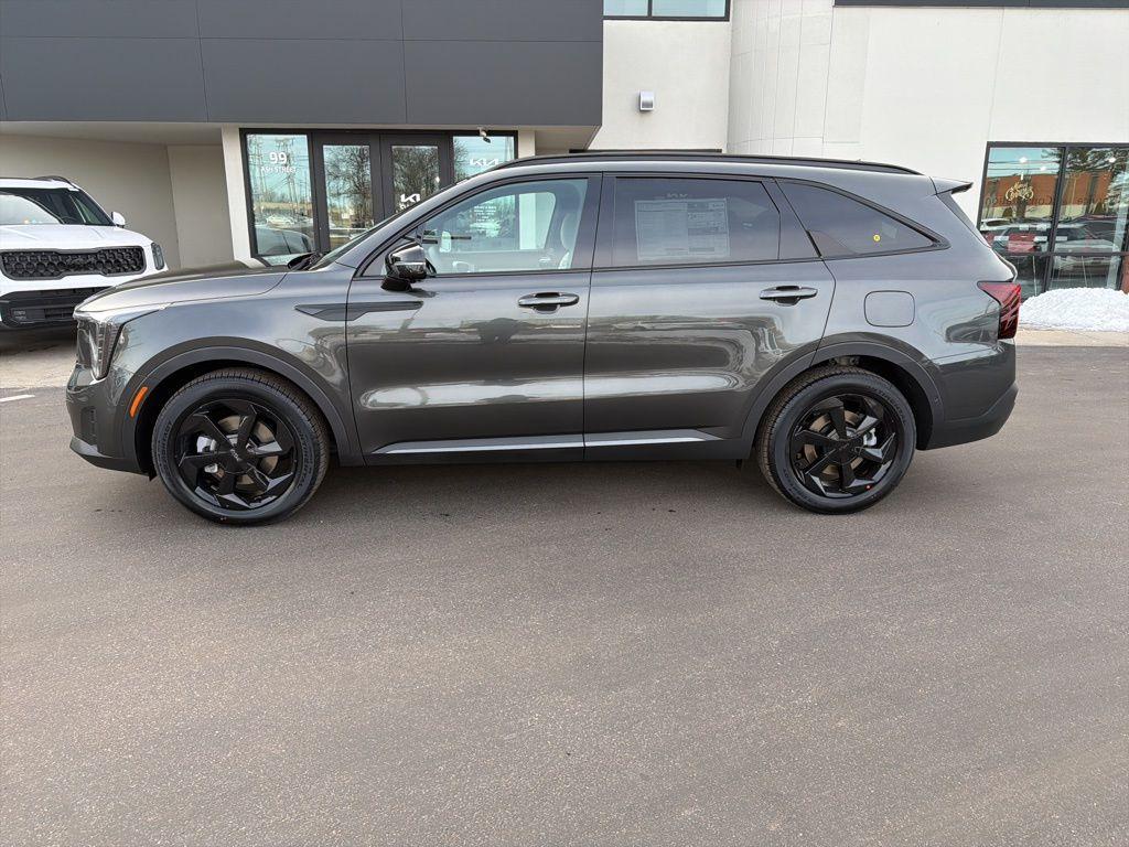 new 2026 Kia Sorento Hybrid car, priced at $44,176