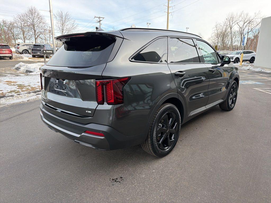 new 2026 Kia Sorento Hybrid car, priced at $44,176