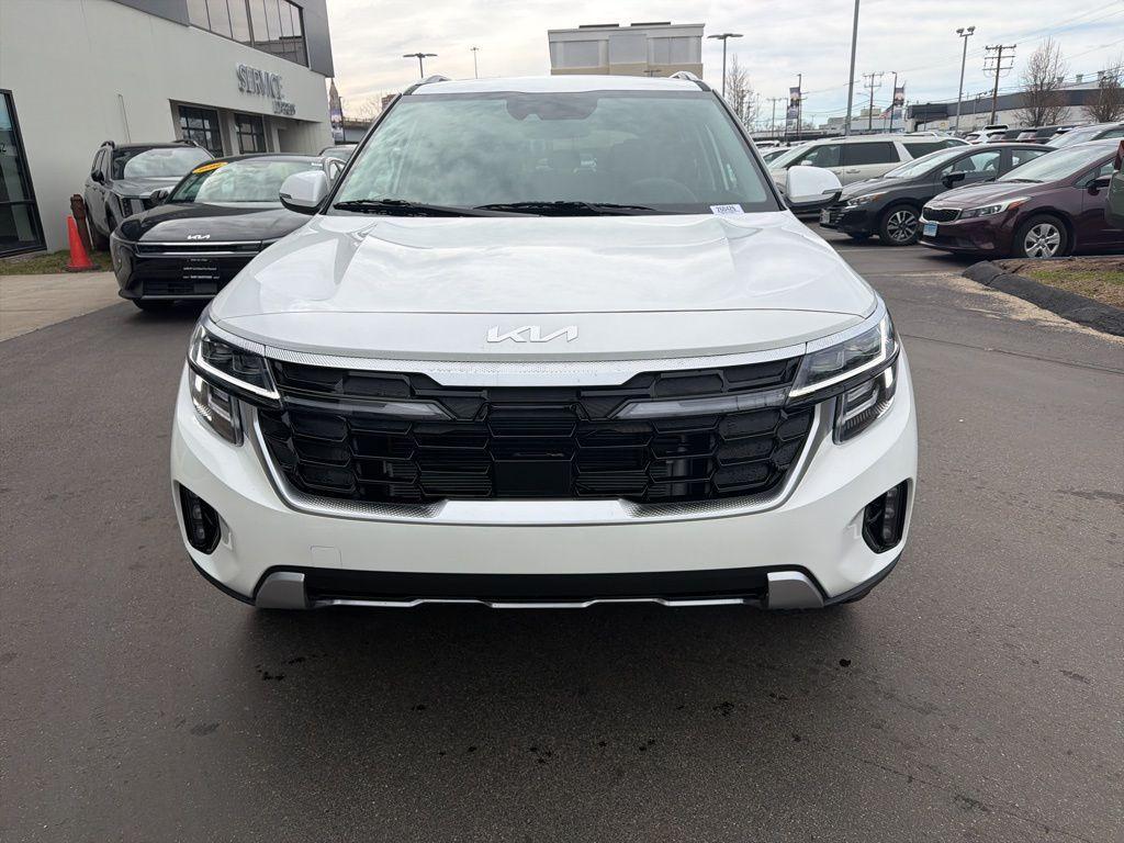 new 2026 Kia Seltos car, priced at $32,045