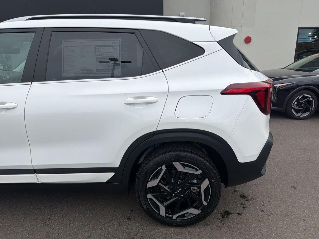 new 2026 Kia Seltos car, priced at $32,045