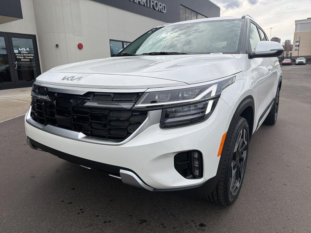 new 2026 Kia Seltos car, priced at $32,045