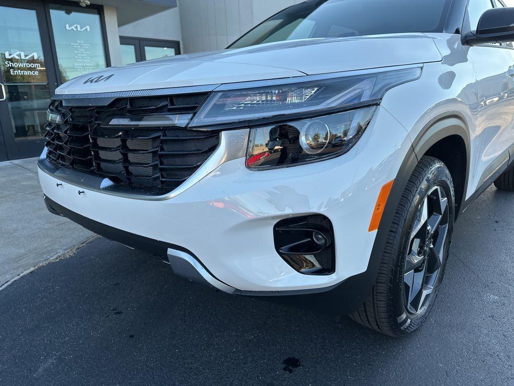 new 2026 Kia Seltos car, priced at $27,198