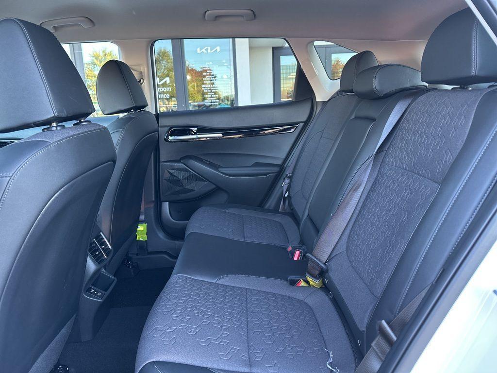 new 2026 Kia Seltos car, priced at $27,198