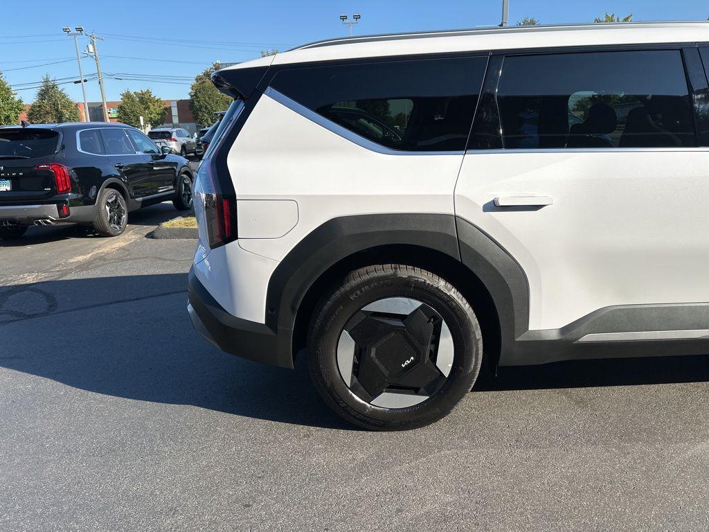 new 2026 Kia EV9 car, priced at $53,530