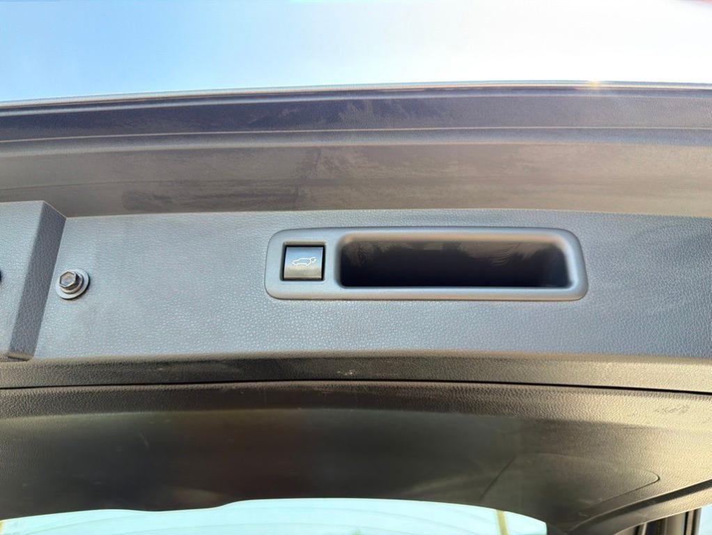 used 2023 Toyota Highlander car, priced at $39,570