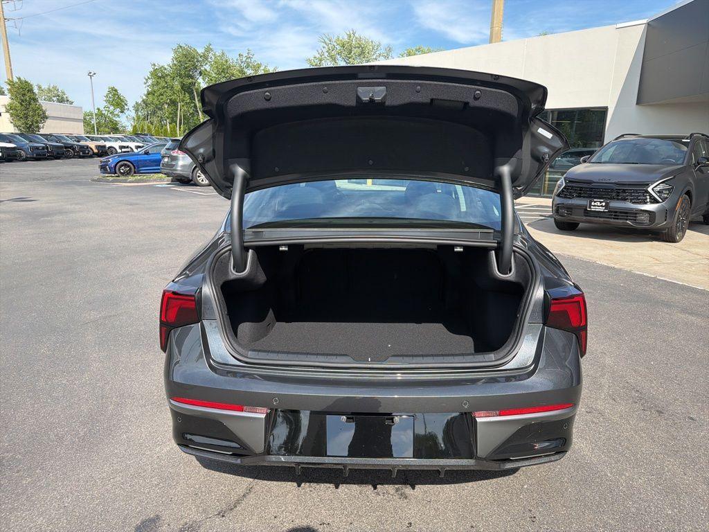 new 2026 Kia K5 car, priced at $28,004
