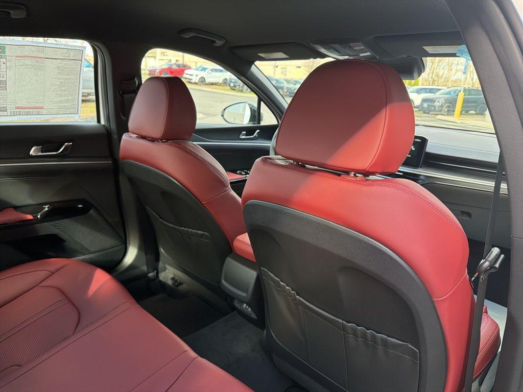 new 2026 Kia K5 car, priced at $30,121