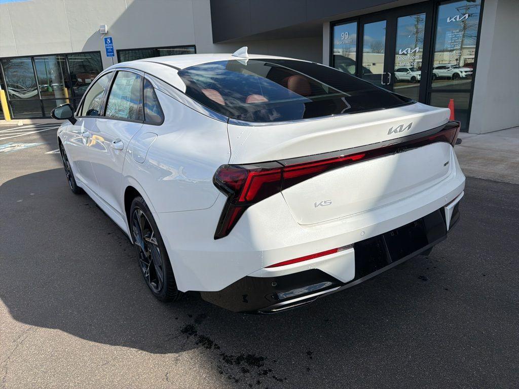 new 2026 Kia K5 car, priced at $30,121