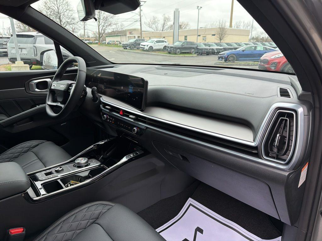 new 2026 Kia Sorento Hybrid car, priced at $44,452