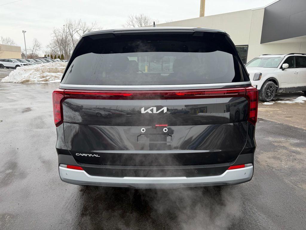 new 2026 Kia Carnival car, priced at $35,781
