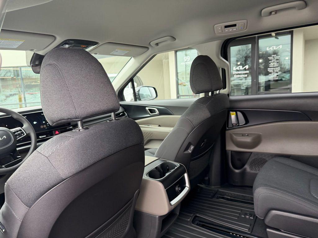 new 2026 Kia Carnival car, priced at $35,781