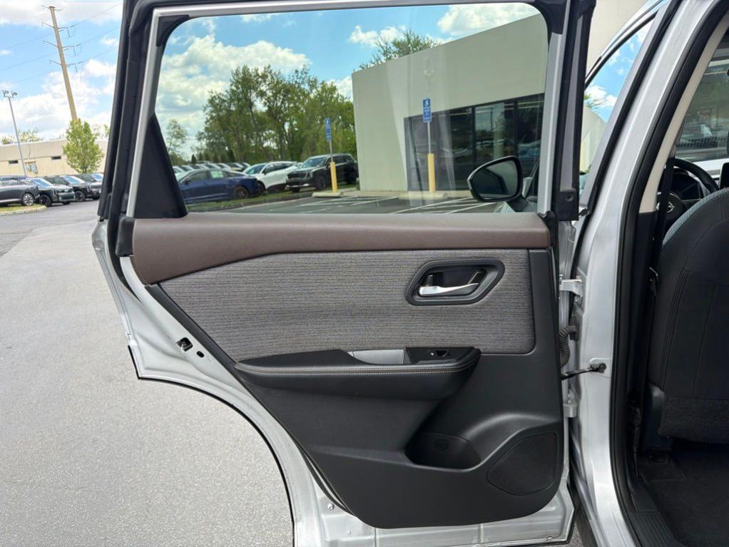 used 2023 Nissan Rogue car, priced at $22,221