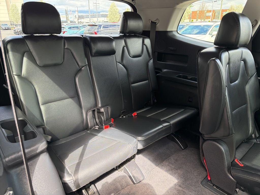 used 2025 Kia Telluride car, priced at $35,593