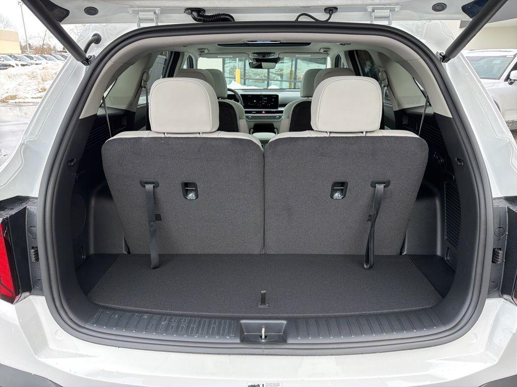 new 2026 Kia Sorento Hybrid car, priced at $40,548