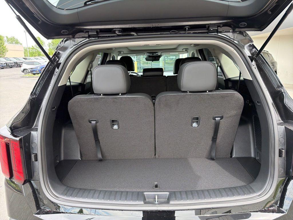 new 2026 Kia Sorento car, priced at $38,968