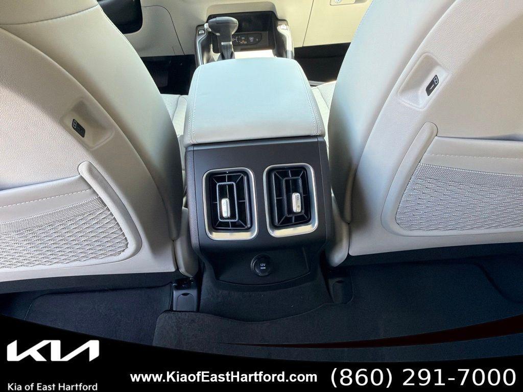 new 2026 Kia Sorento car, priced at $38,851