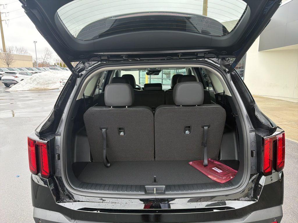 new 2026 Kia Sorento car, priced at $37,915