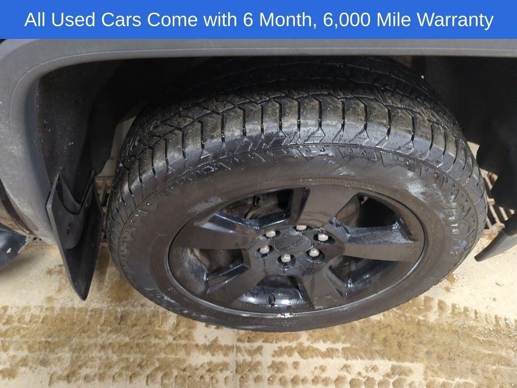 used 2017 GMC Sierra 1500 car, priced at $22,279